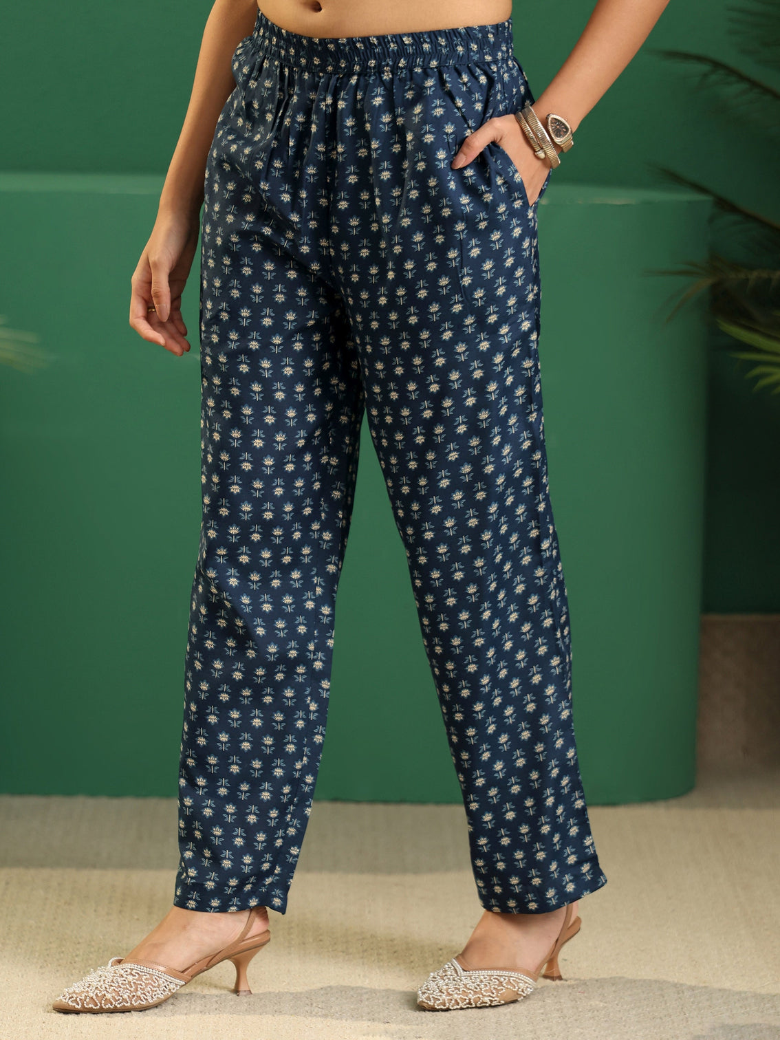 Mameraa Blue Floral Printed A-Line Suit Set