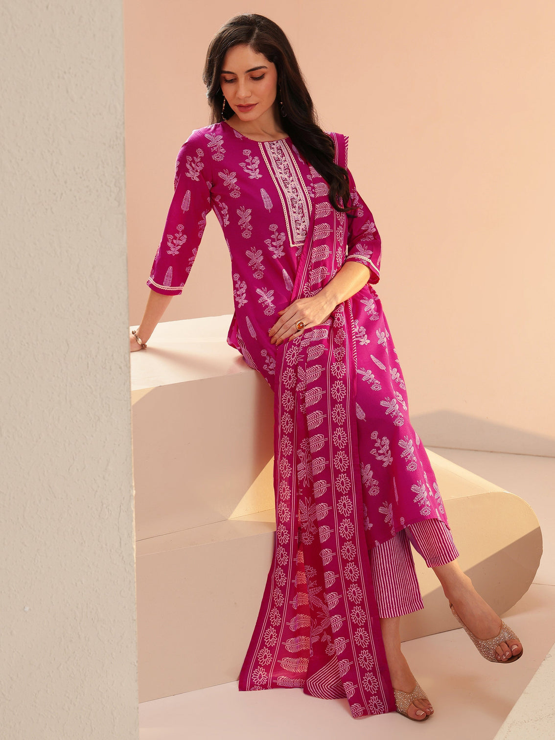 Mameraa Rani Pink Floral Printed Straight Suit Set