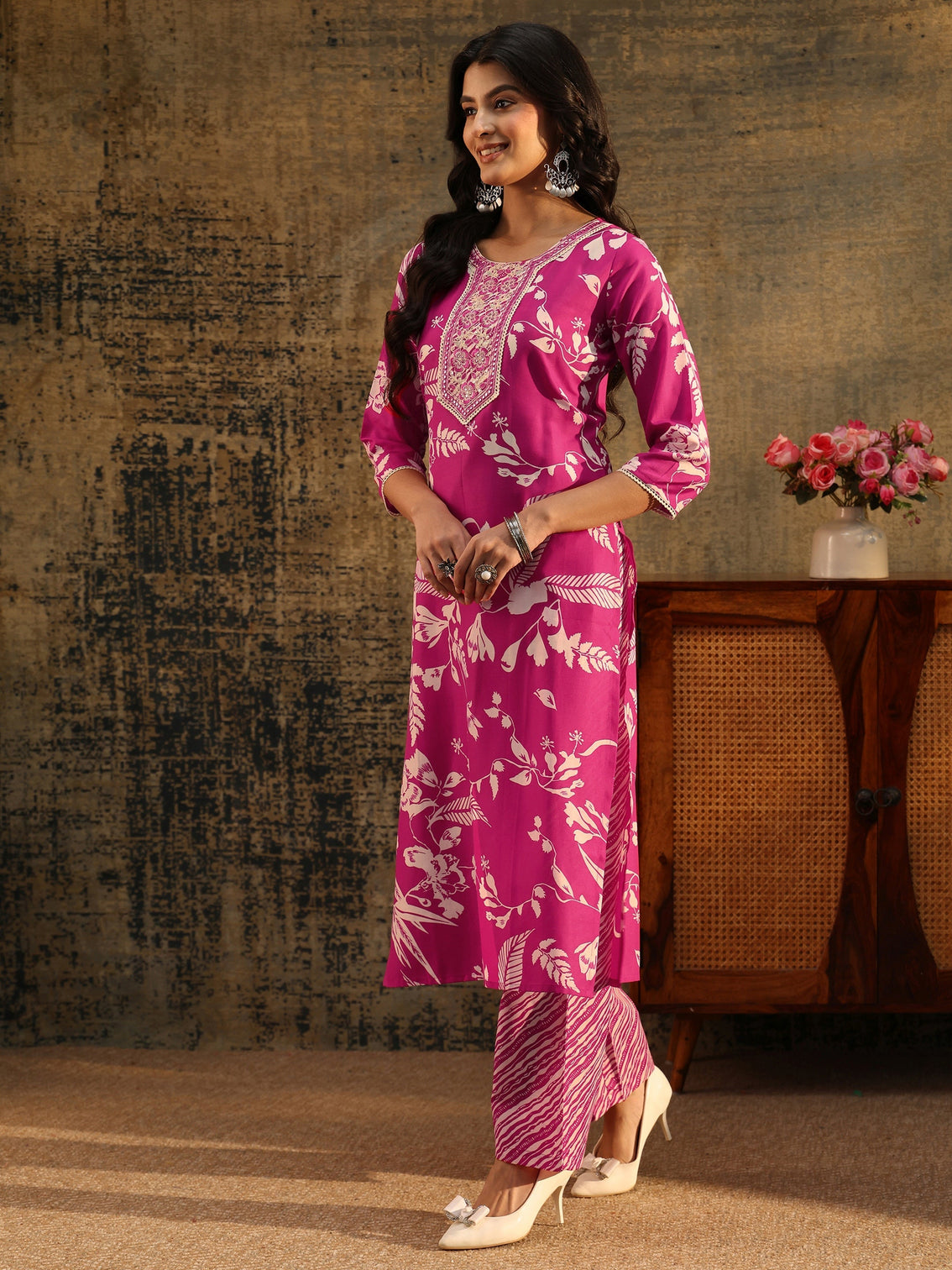 Mameraa Rani Pink Floral Printed Straight Suit Set