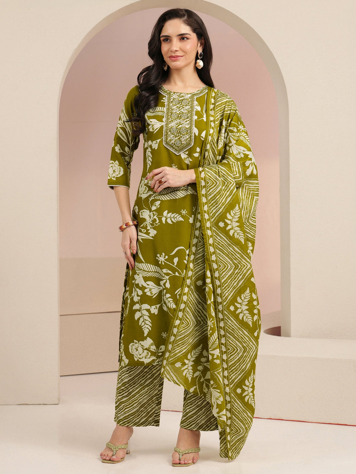 Mameraa Olive Green Floral Printed Straight Suit Set