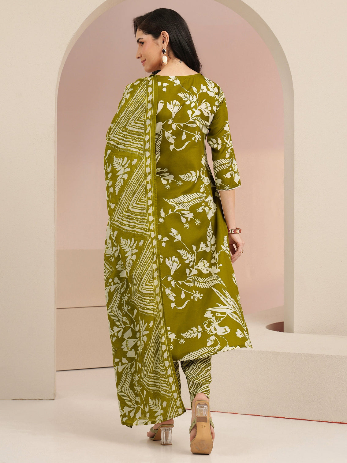 Mameraa Olive Green Floral Printed Straight Suit Set