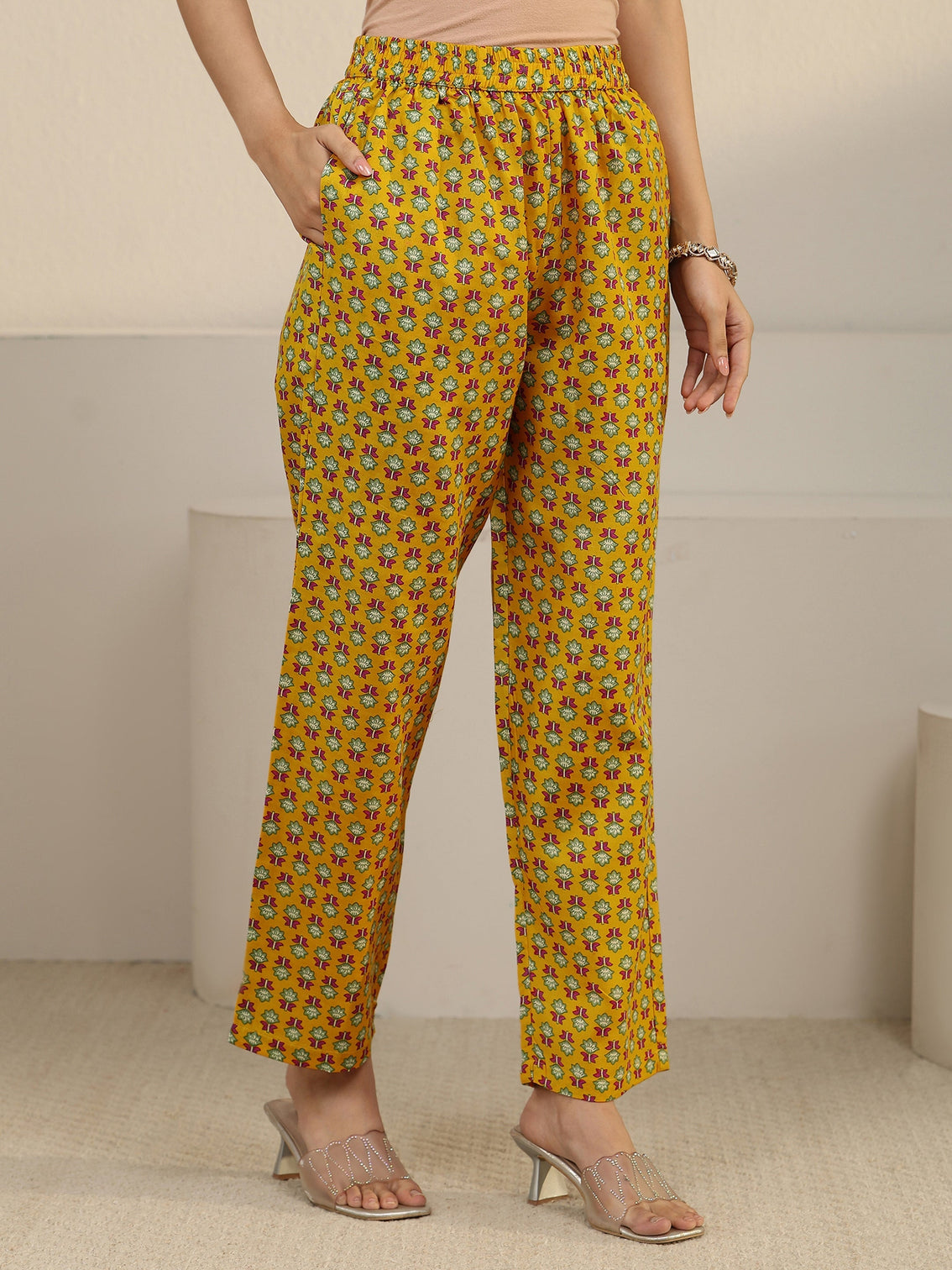Mameraa Yellow Floral Printed Straight Suit Set
