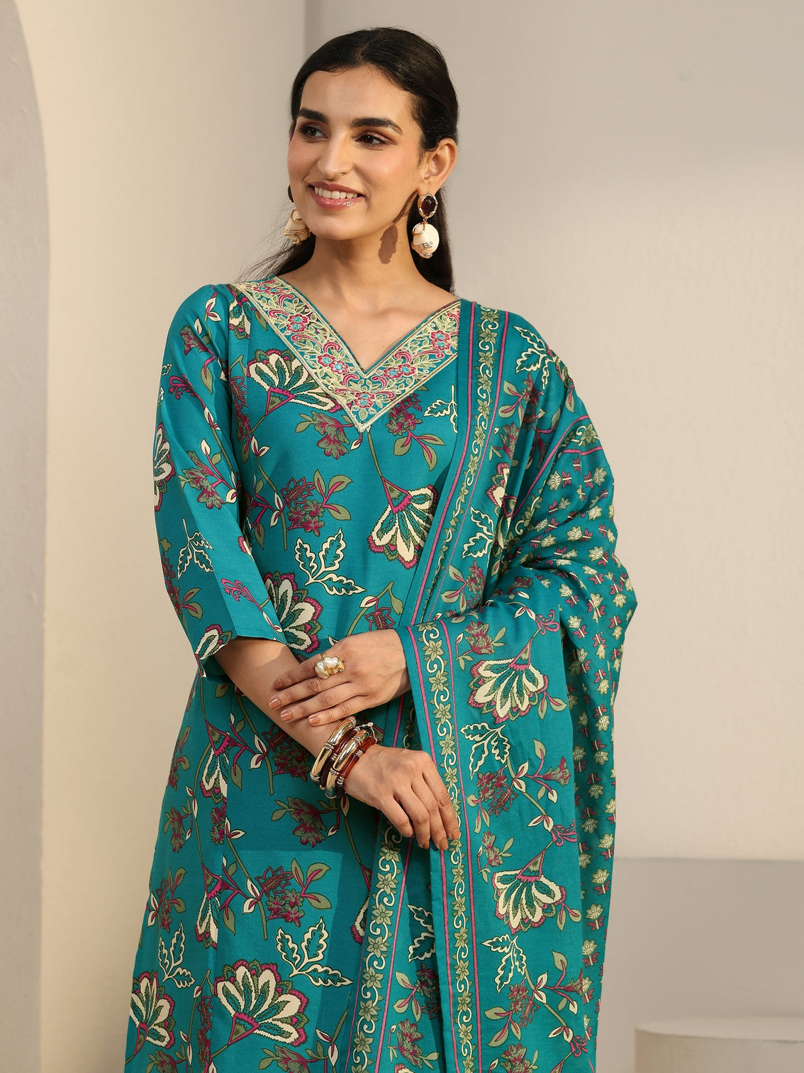 Mameraa Turquoise Blue Floral Printed Straight Suit Set