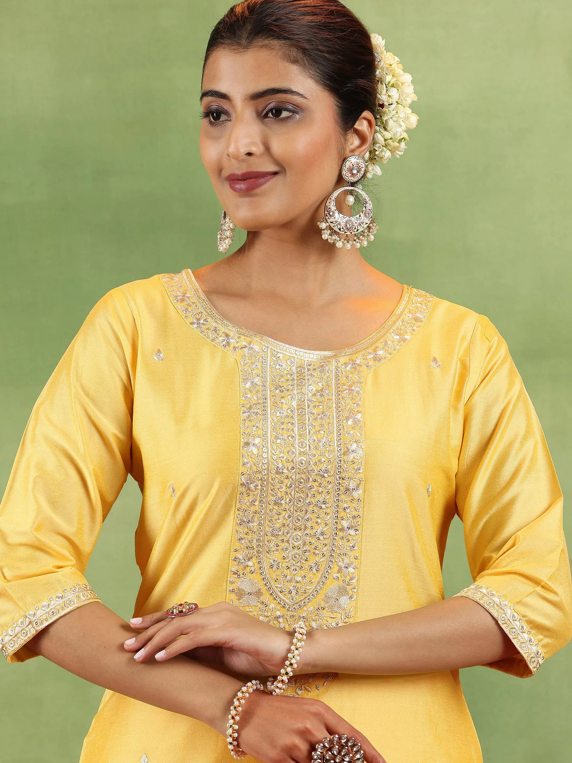 Mameraa Yellow Embroidered Straight Suit With Dupatta