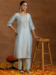Mameraa Blue Embroidered Straight Kurta Set - Mameraa
