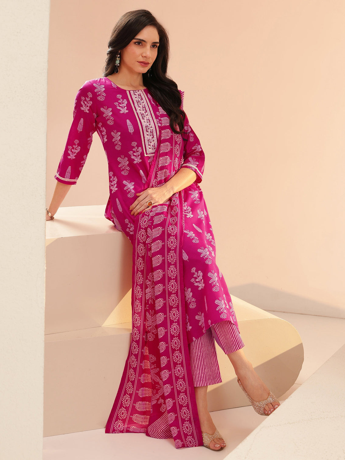 Mameraa Rani Pink Floral Printed Straight Suit Set