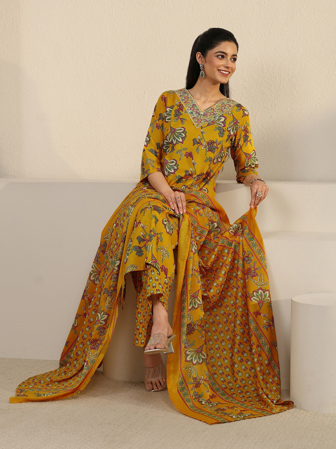 Mameraa Yellow Floral Printed Straight Suit Set