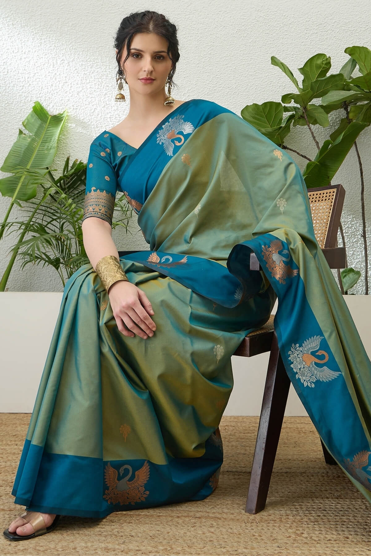 Precious Sea Green Pure Zari Weaving Banarasi Silk Saree With Unequalled Blouse Piece