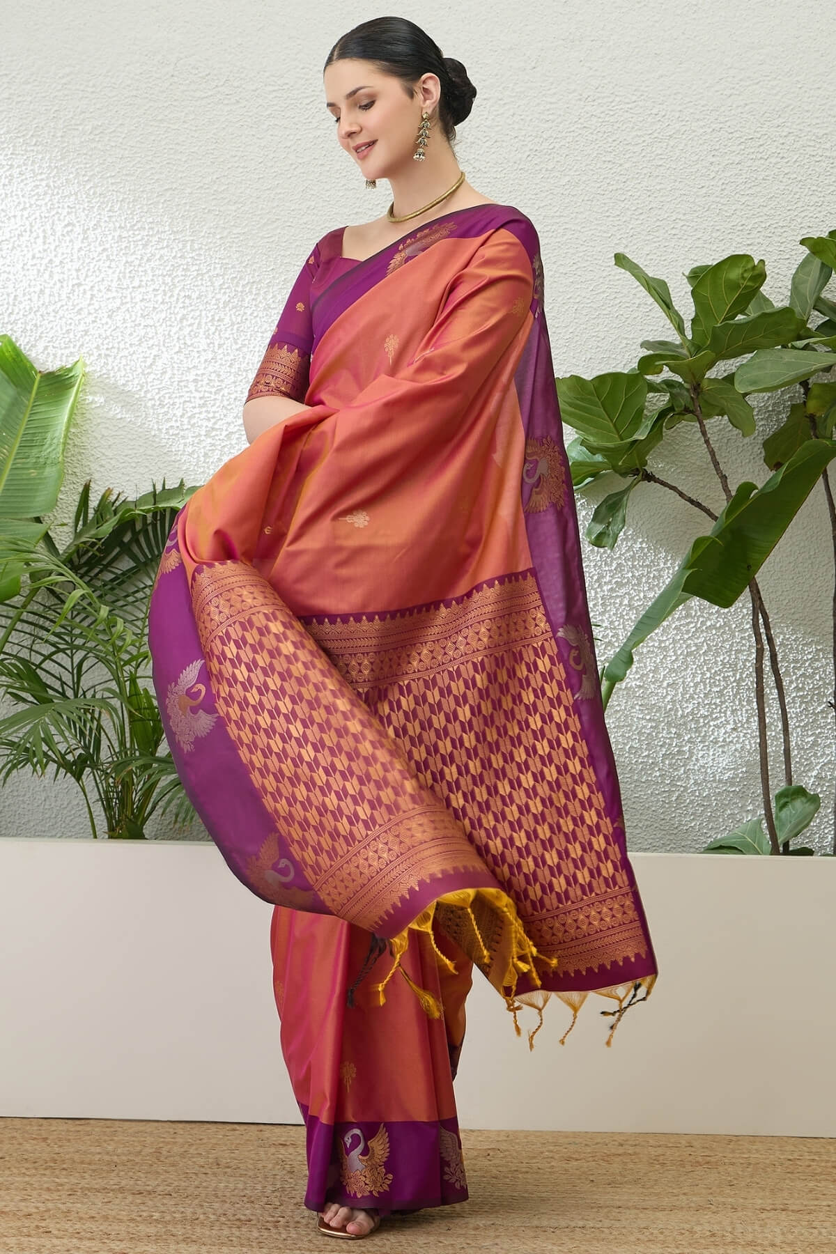 Elaborate Pink Pure Zari Weaving Banarasi Silk Saree With Innovative Blouse Piece