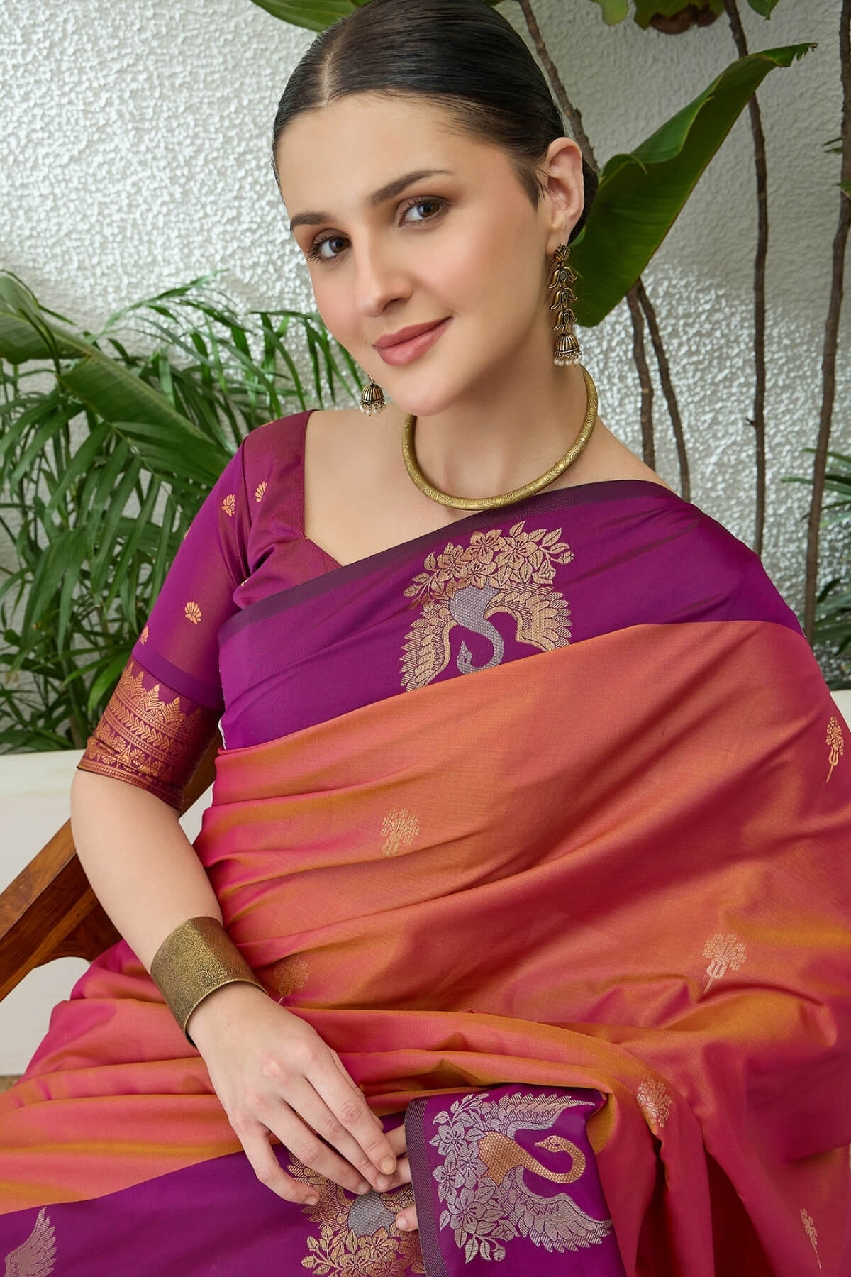 Elaborate Pink Pure Zari Weaving Banarasi Silk Saree With Innovative Blouse Piece