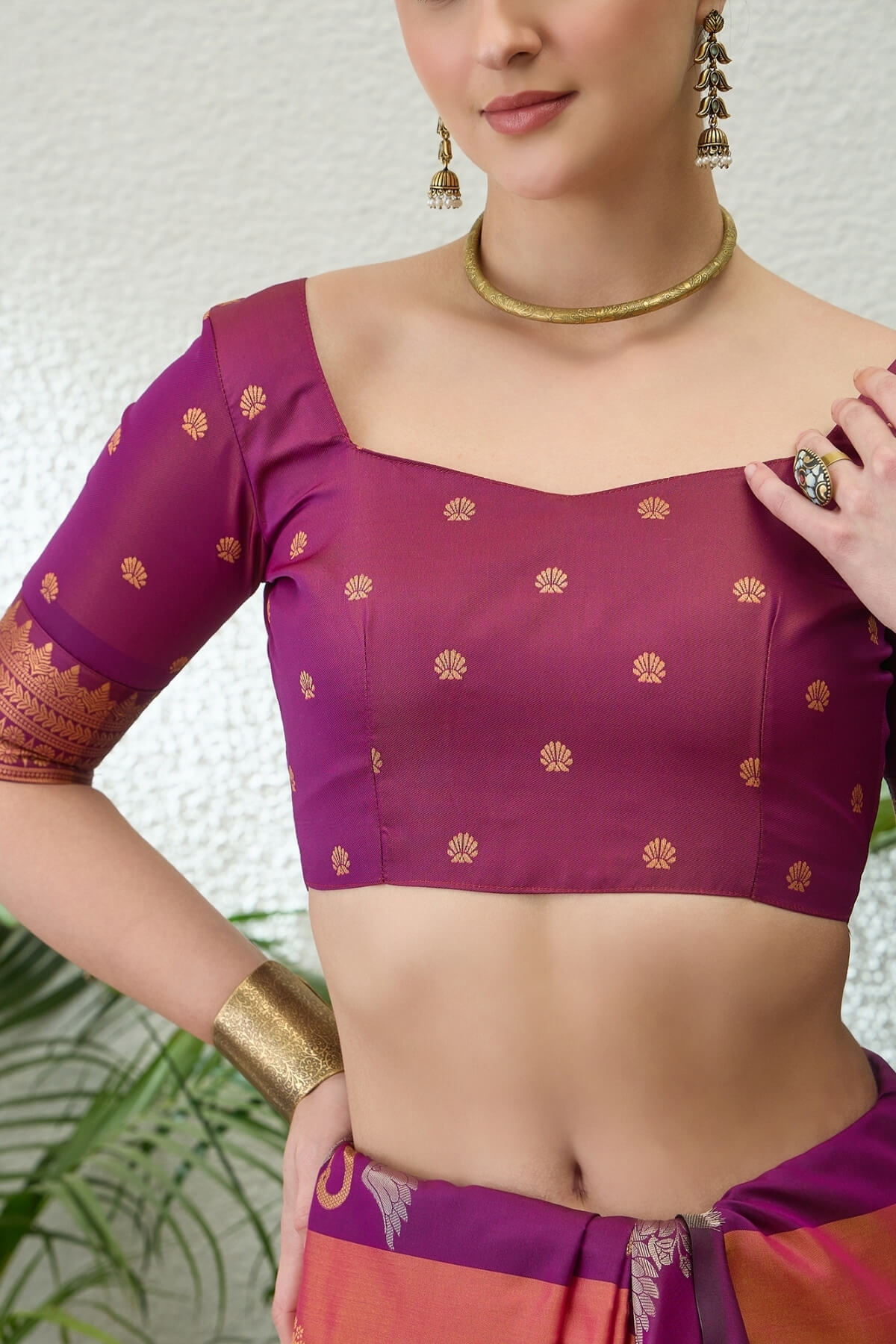 Elaborate Pink Pure Zari Weaving Banarasi Silk Saree With Innovative Blouse Piece