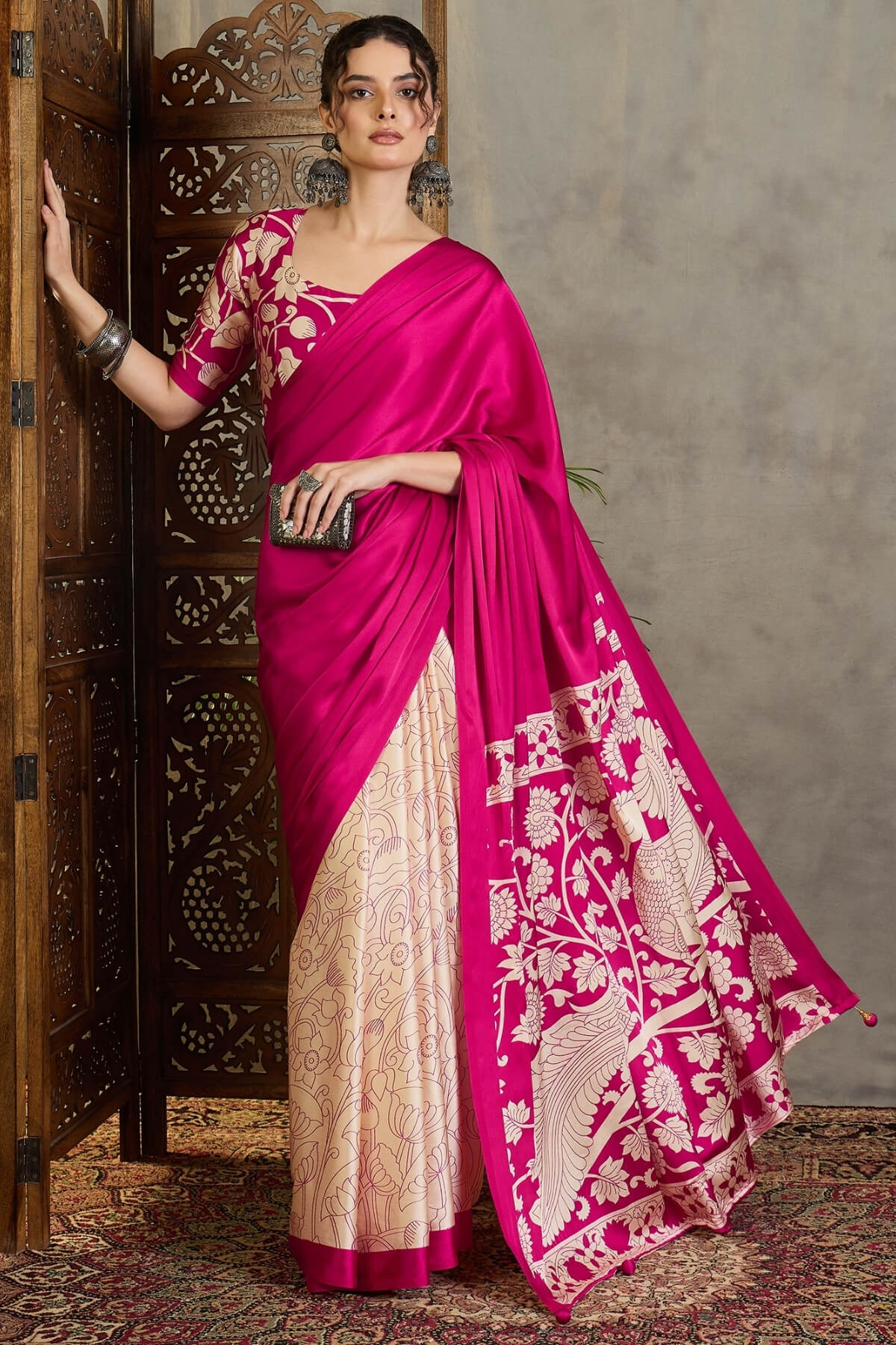 Enigmatic Magenta Digital Printed Satin Silk Saree With Skinny Blouse Piece