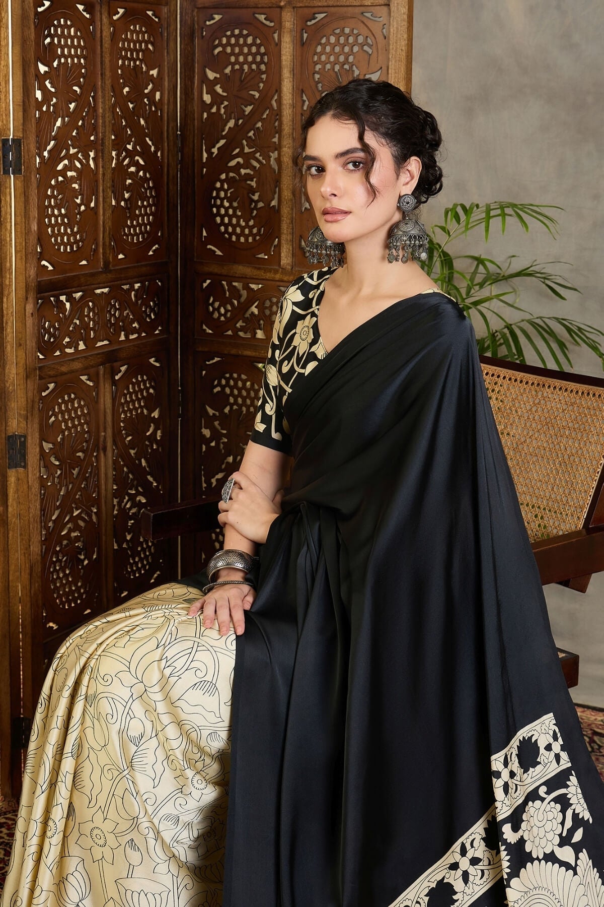 Amiable Black Digital Printed Satin Silk Saree With Confounding Blouse Piece