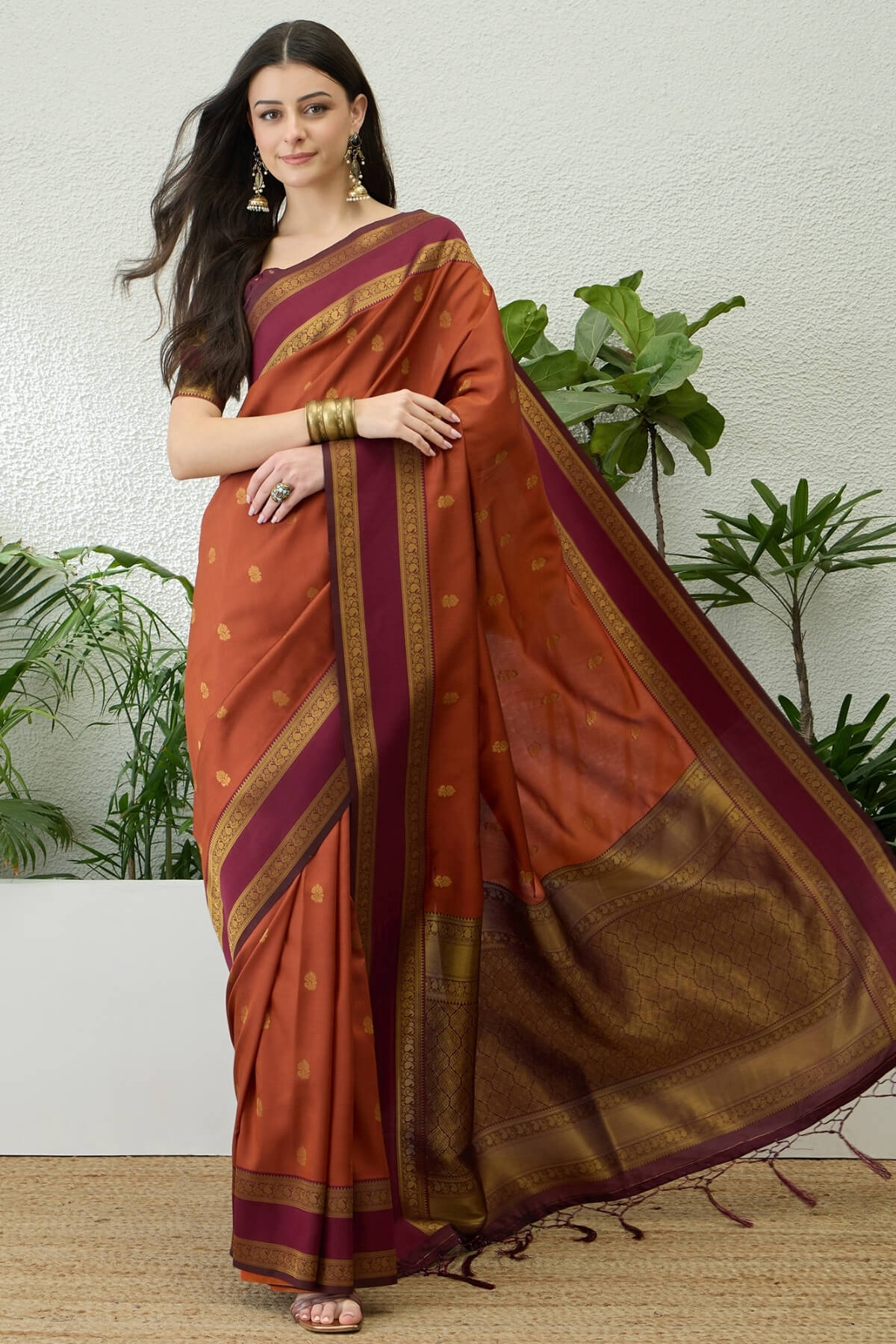 Seraphic Orange Pure Zari Weaving Banarasi Silk Saree With Enamoring Blouse Piece
