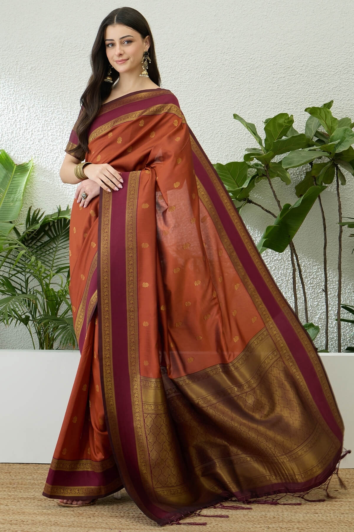 Seraphic Orange Pure Zari Weaving Banarasi Silk Saree With Enamoring Blouse Piece