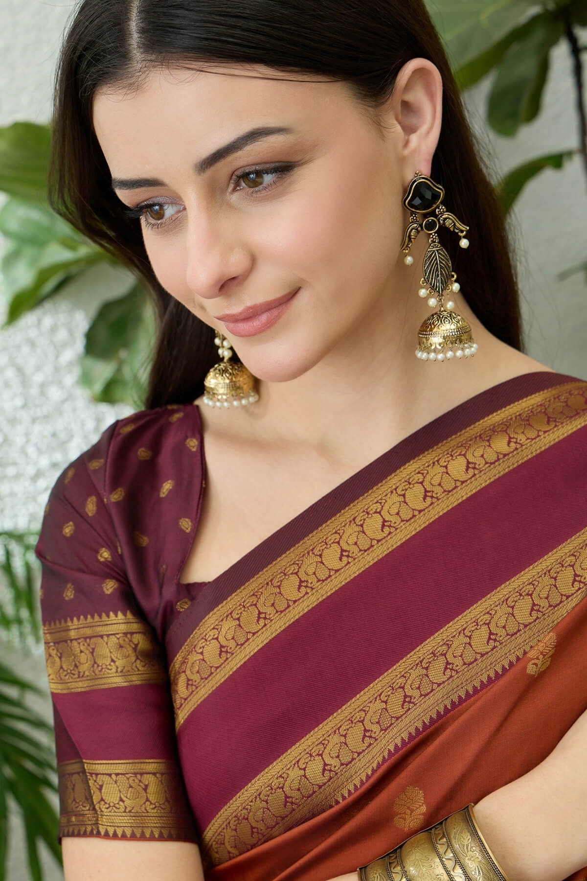 Seraphic Orange Pure Zari Weaving Banarasi Silk Saree With Enamoring Blouse Piece