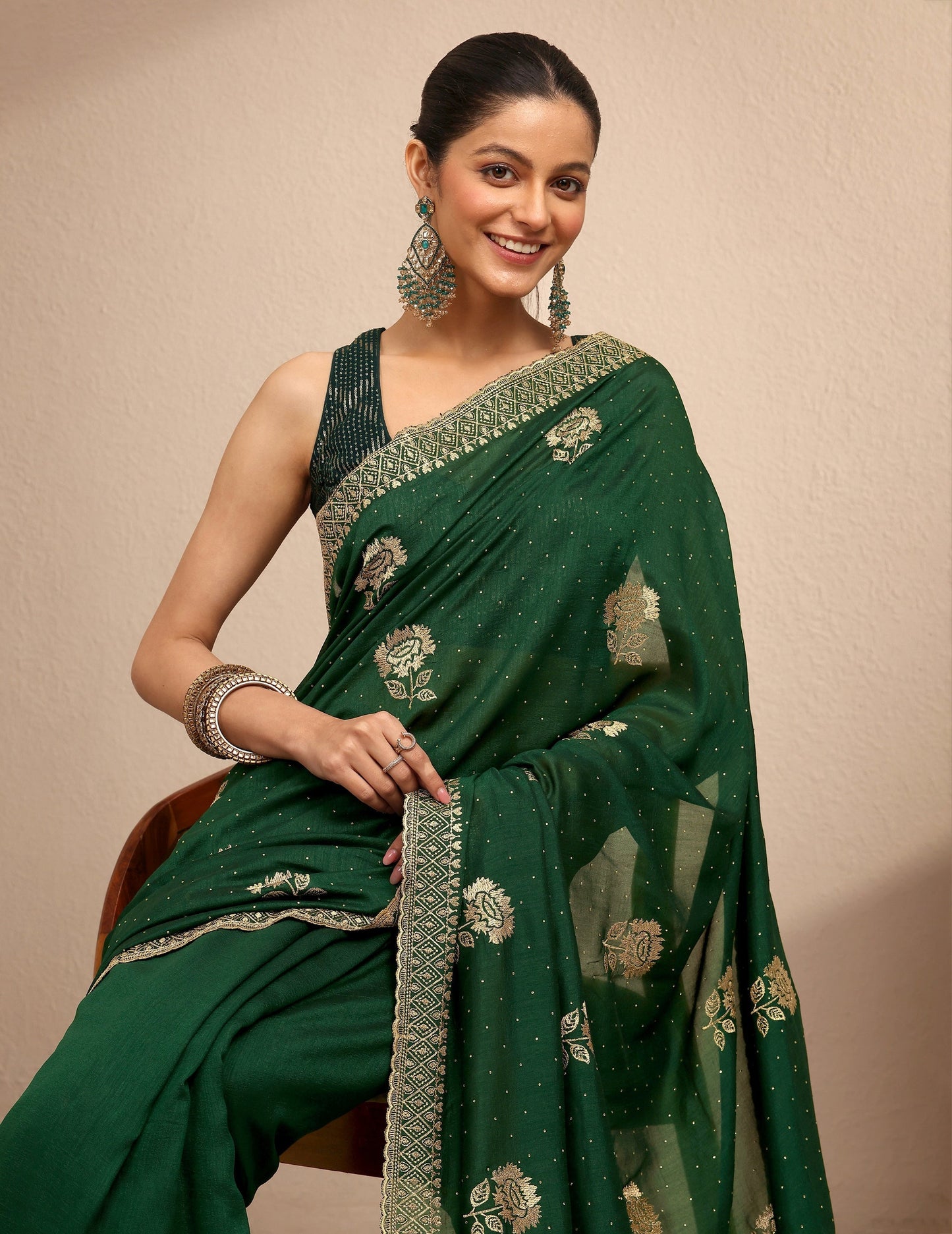 Libas Green Embroidered Silk Blend Saree With Unstitched Blouse Piece