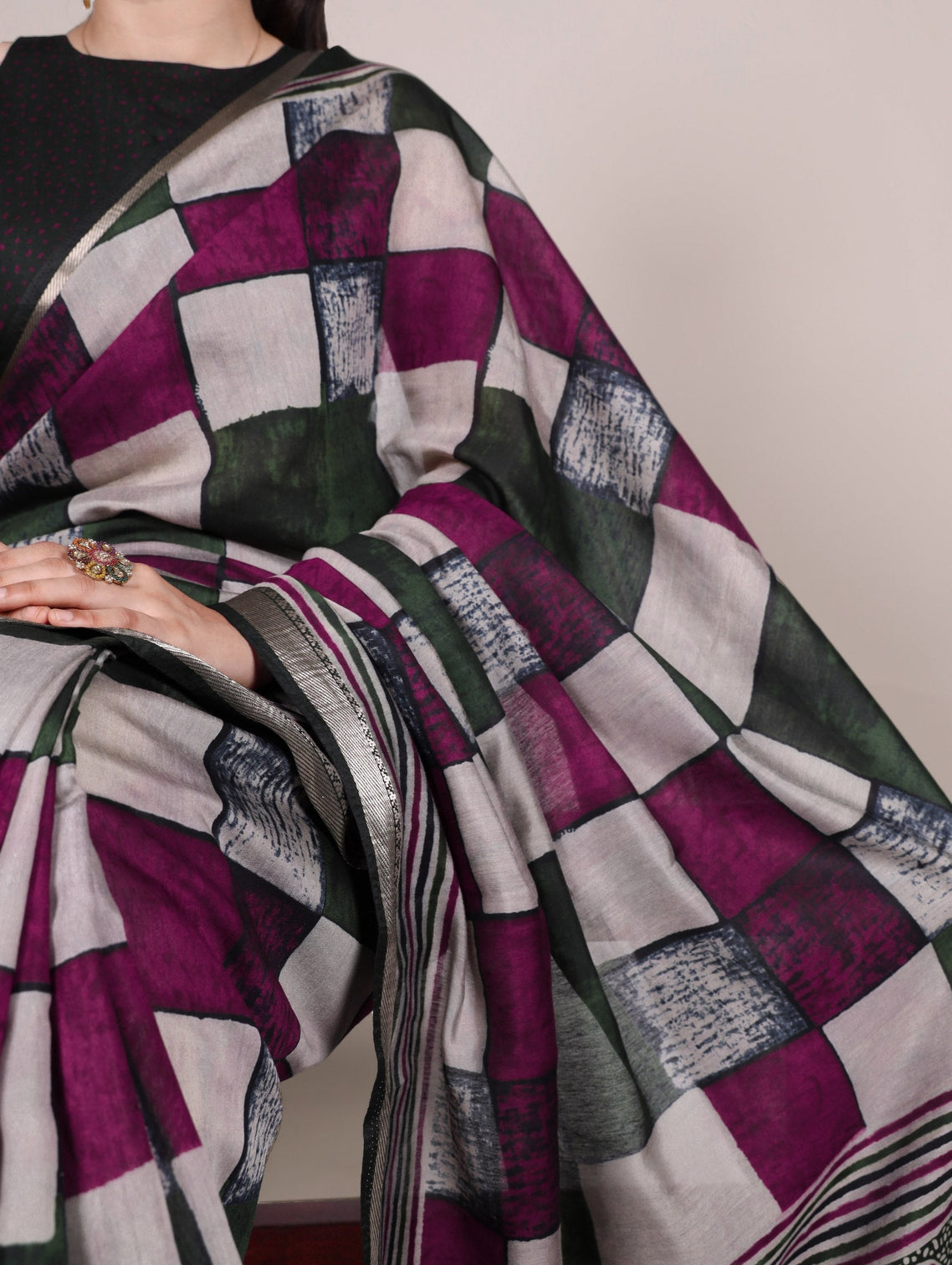 Green Elegant Chanderi Printed Saree with Temple Border & Matching Blouse