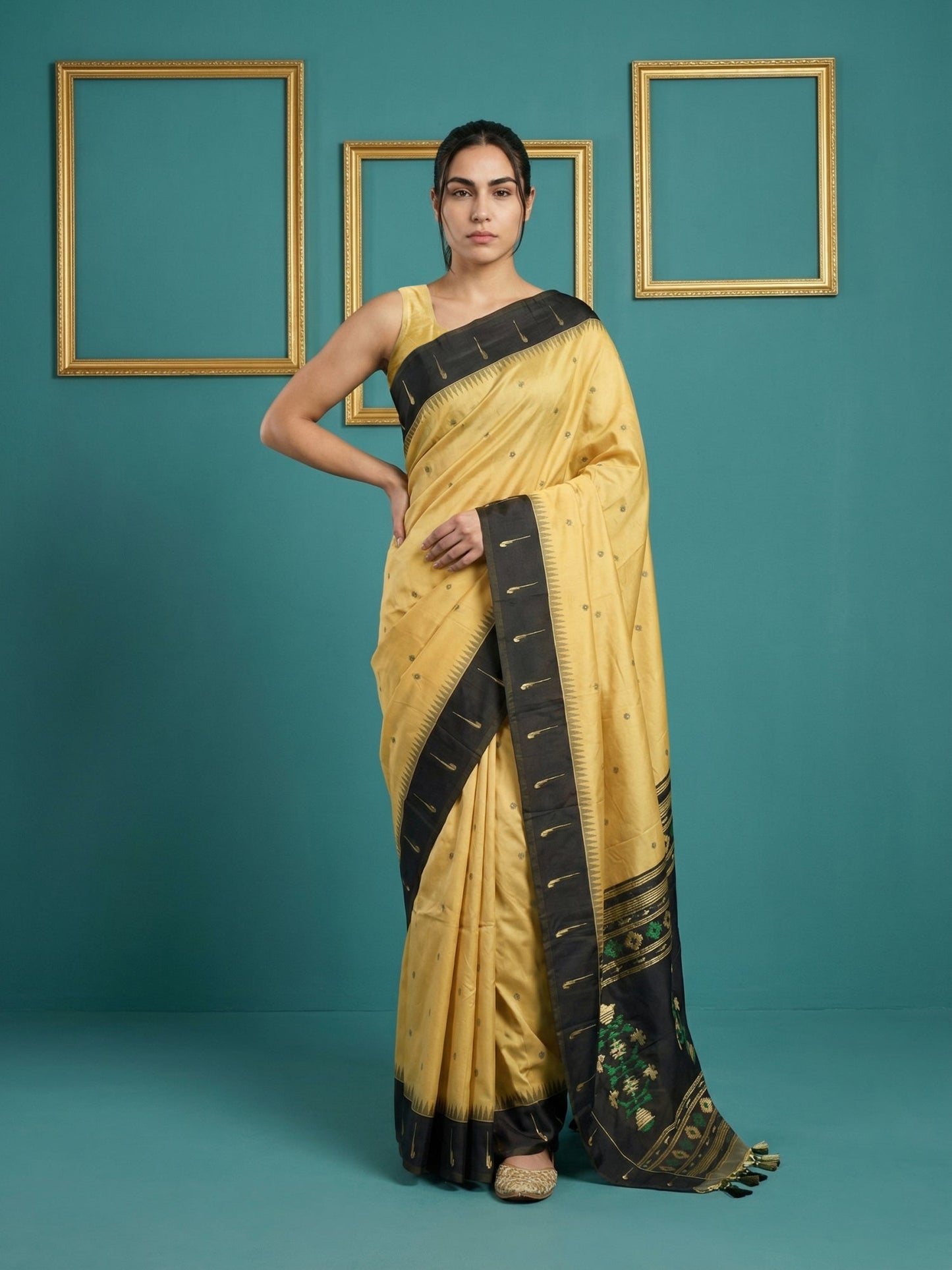 Black Handloom Soft Silk Saree with Zari Weaving, Contrast Muniya Border  Traditional Pallu – Rich Look Silk Saree with Blouse Piece