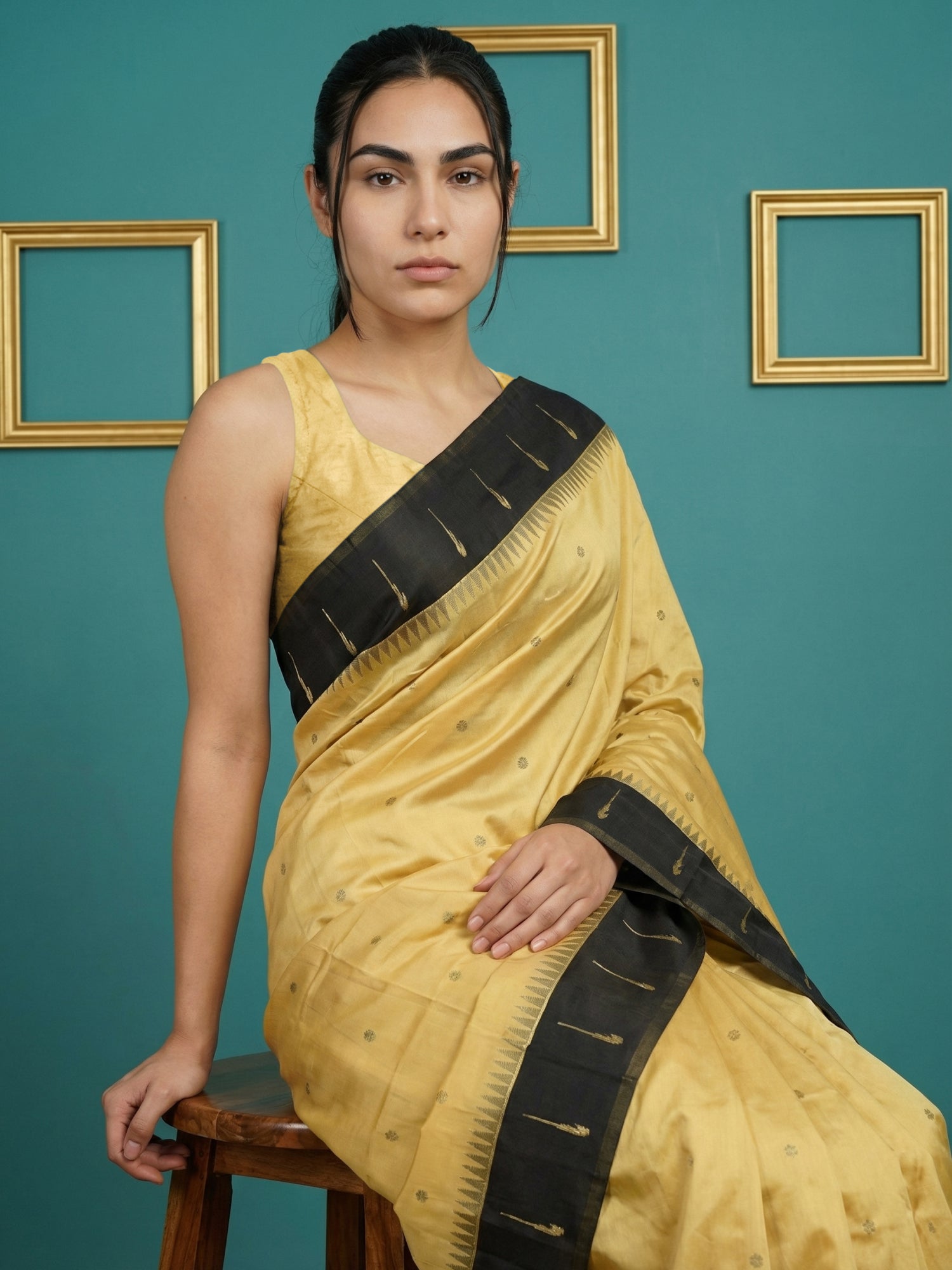 Black Handloom Soft Silk Saree with Zari Weaving, Contrast Muniya Border  Traditional Pallu – Rich Look Silk Saree with Blouse Piece