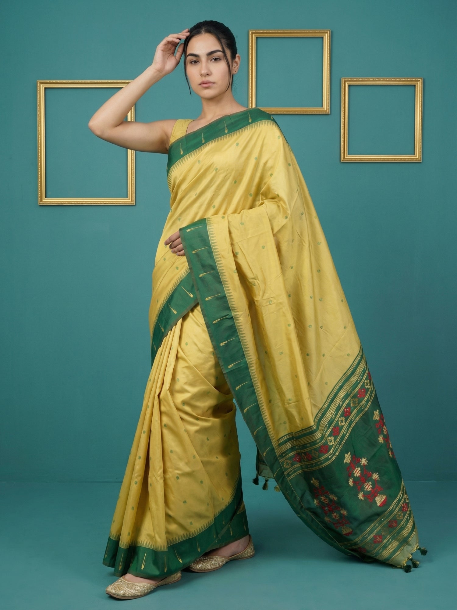 Green Handloom Soft Silk Saree with Zari Weaving, Contrast Muniya Border  Traditional Pallu – Rich Look Silk Saree with Blouse Piece