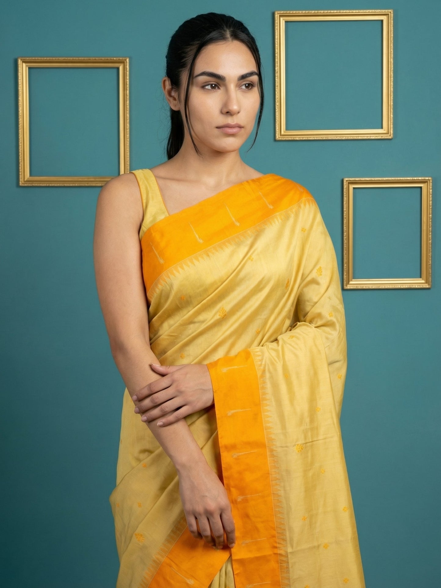 Orange Handloom Soft Silk Saree with Zari Weaving, Contrast Muniya Border  Traditional Pallu – Rich Look Silk Saree with Blouse Piece