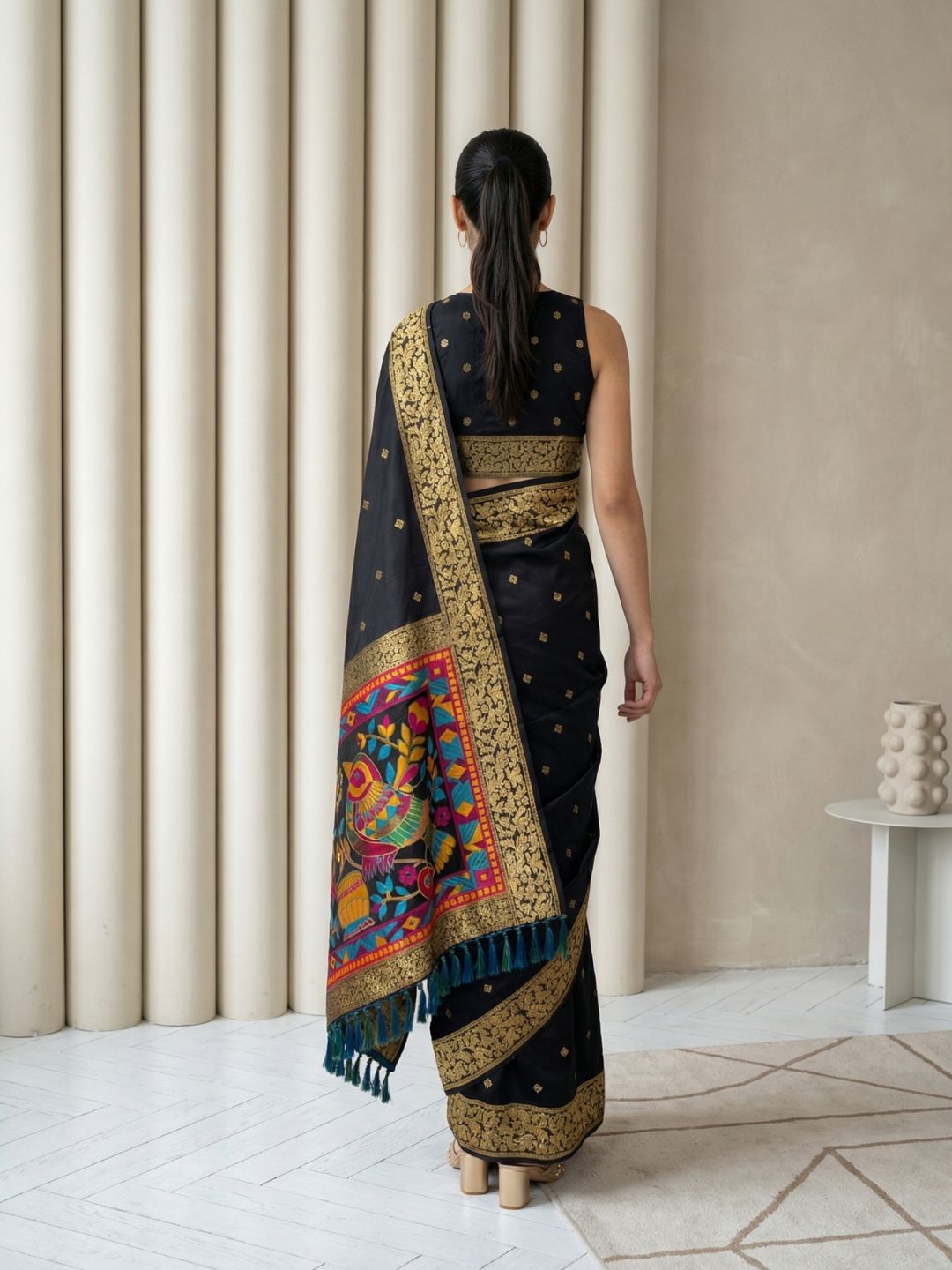 Black Soft Silk Saree Gold Zari Floral Motifs Meenakari Sparrow Pallu Saree With Running Blouse