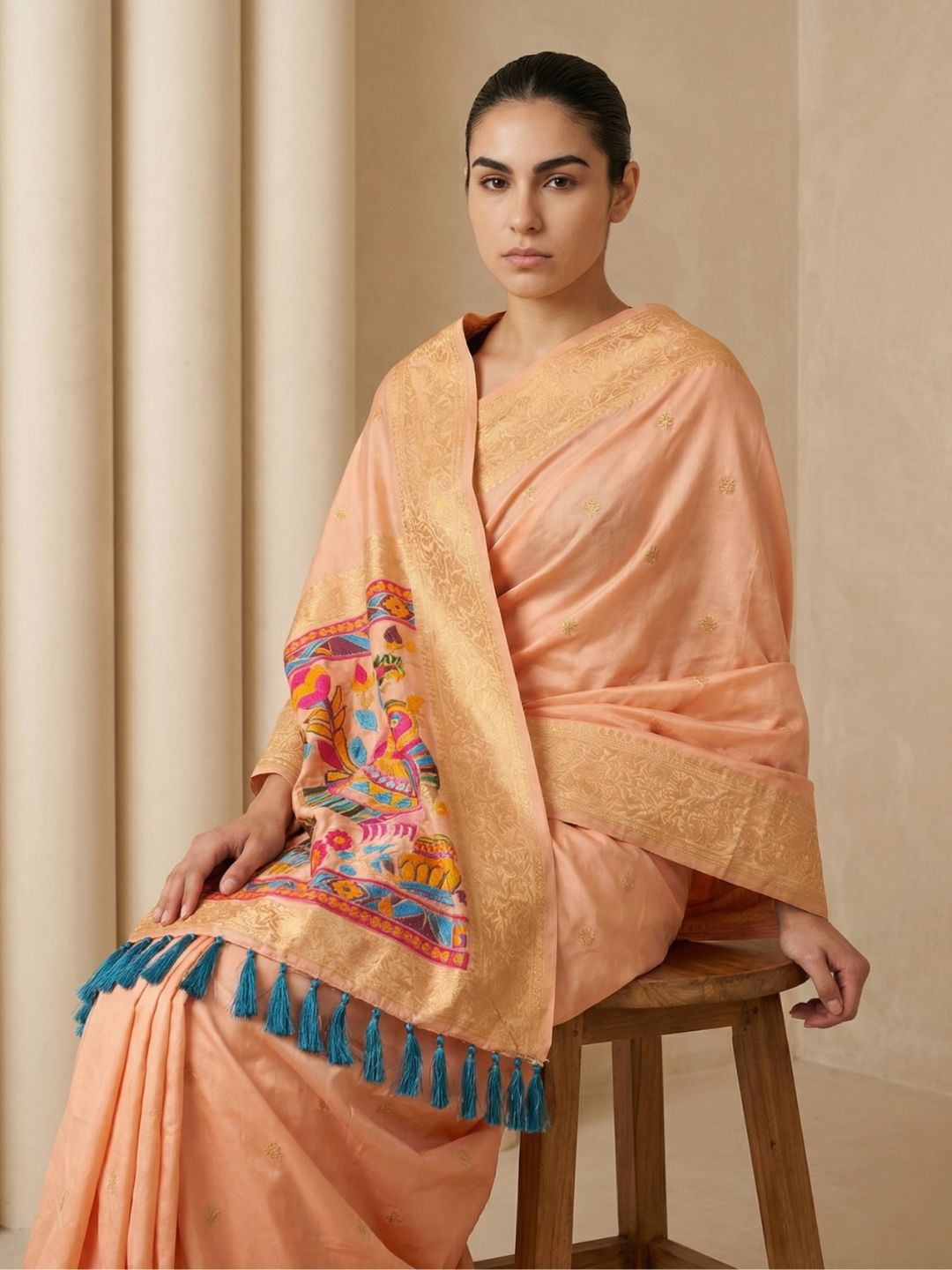 Peach Soft Silk Saree Gold Zari Floral Motifs Meenakari Sparrow Pallu Saree With Running Blouse