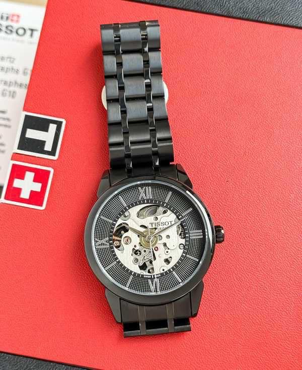 Tissot ultimate automatic watch, now combined with the energy of the Powermatic movement and Classic looks
