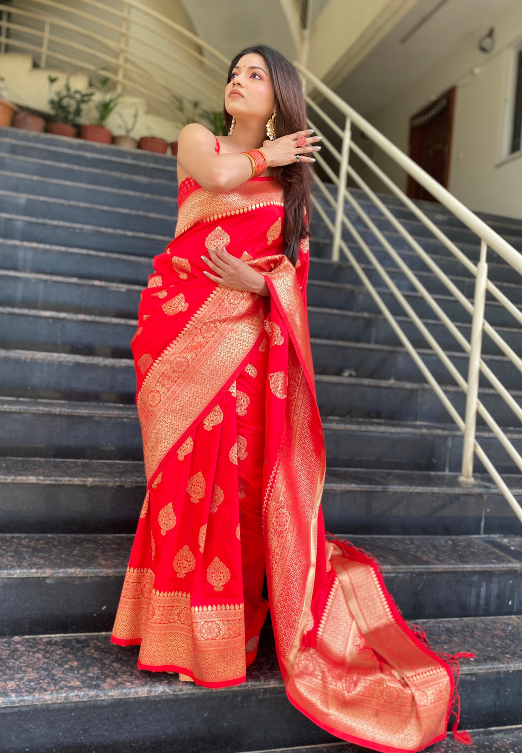 Pure banarasi silk saree with zari weaving