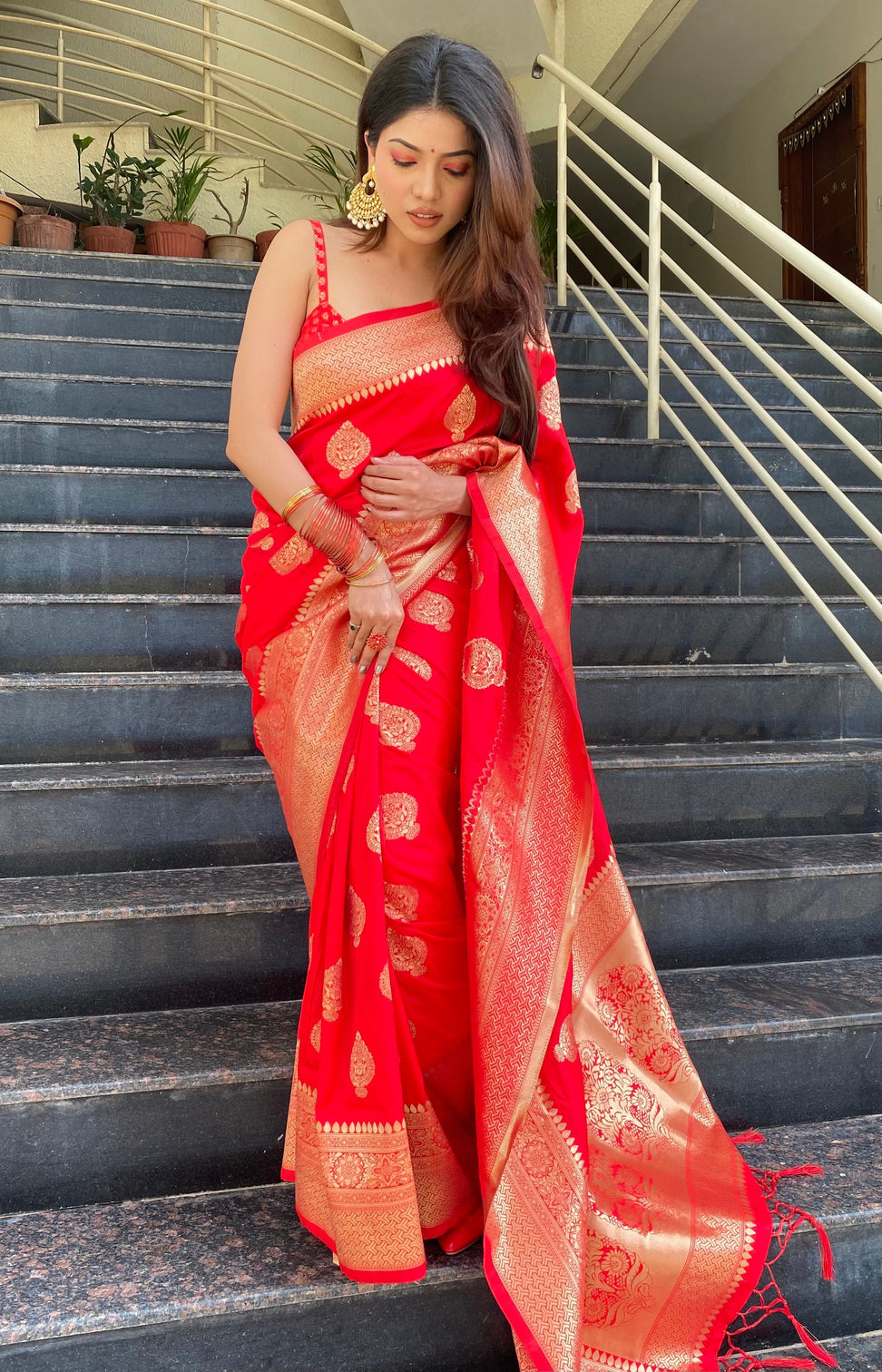 Pure banarasi silk saree with zari weaving