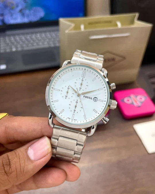 Commuter Collection Wristwatch With Vintage Touch