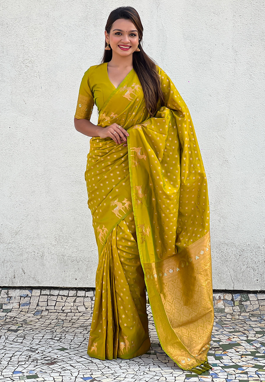 Mehendi green soft silk dual zari woven saree with deer border