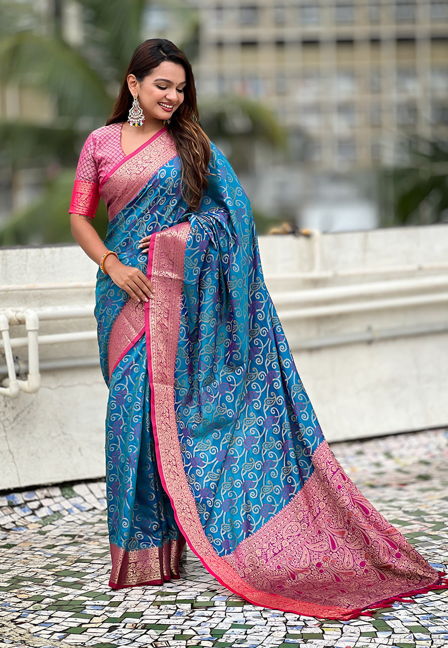 Blue soft silk zari woven bandhani patola saree with contrast weaves