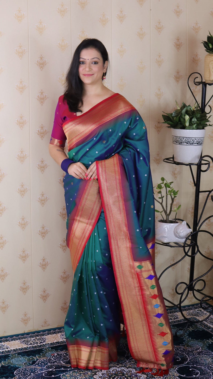 Green bandhani paithani silk zari woven saree