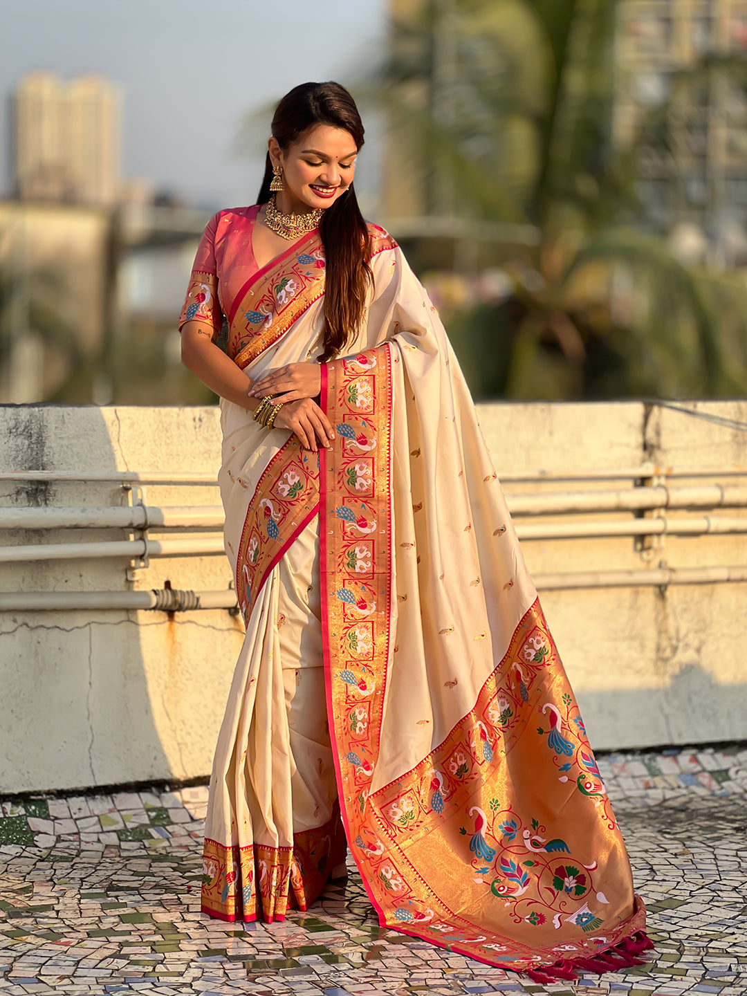 Cream soft silk swan rajhans paithani saree