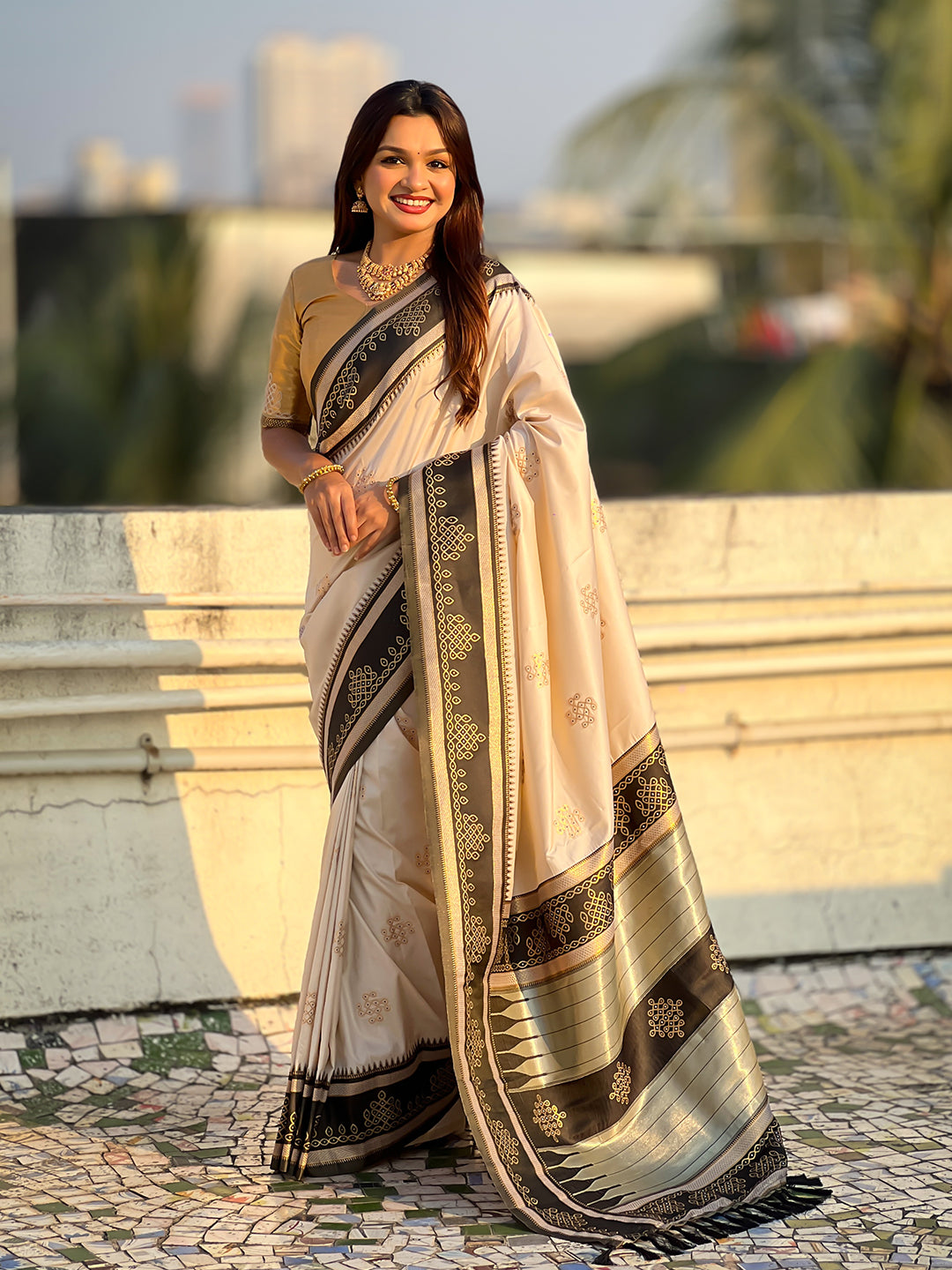 Cream soft silk traditional zari contrast woven saree