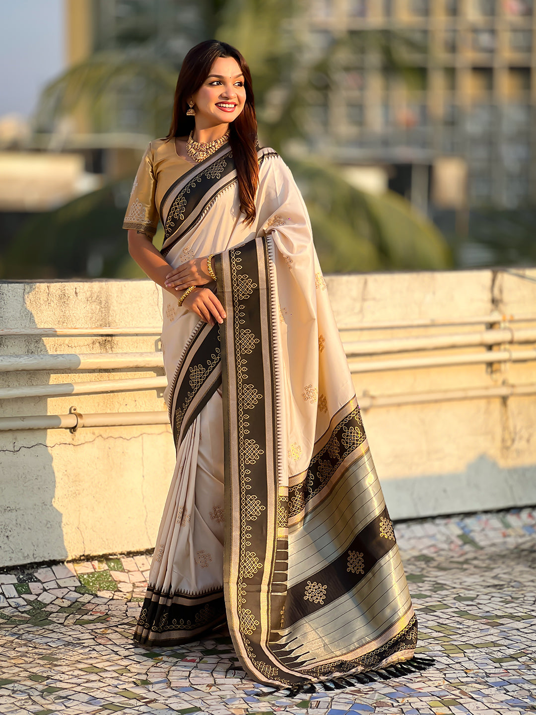 Cream soft silk traditional zari contrast woven saree