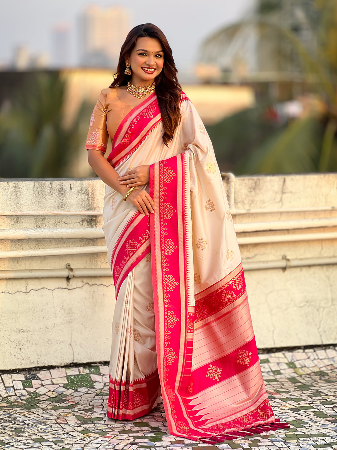 Cream soft silk traditional zari contrast woven saree