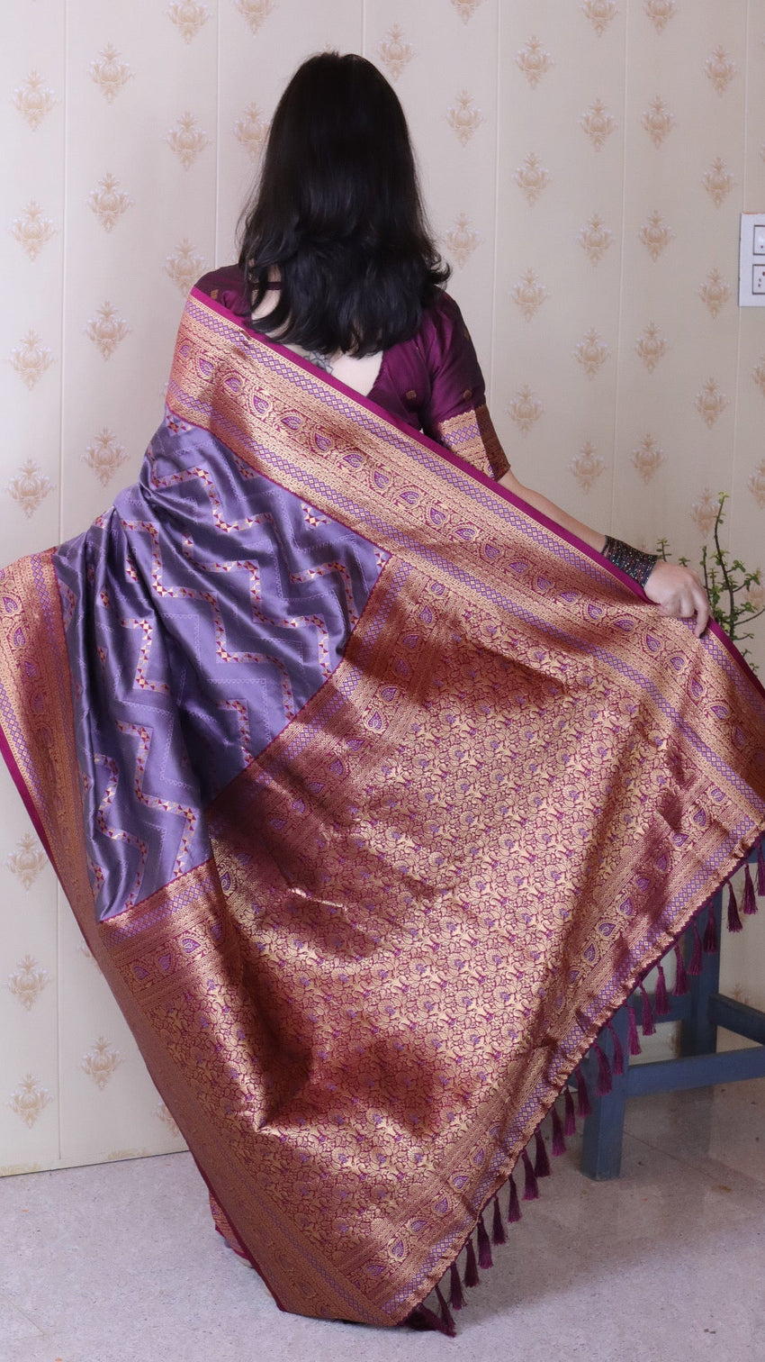Lavender soft silk banarasi zigzag meenakari zari woven saree