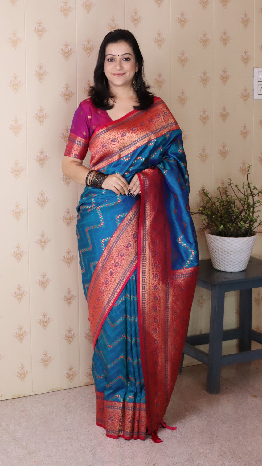 Blue soft silk banarasi zigzag meenakari zari woven saree