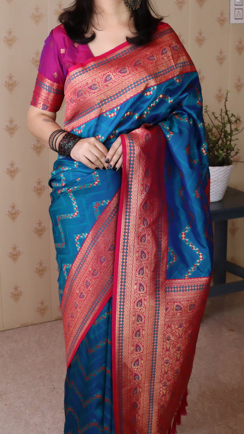 Blue soft silk banarasi zigzag meenakari zari woven saree