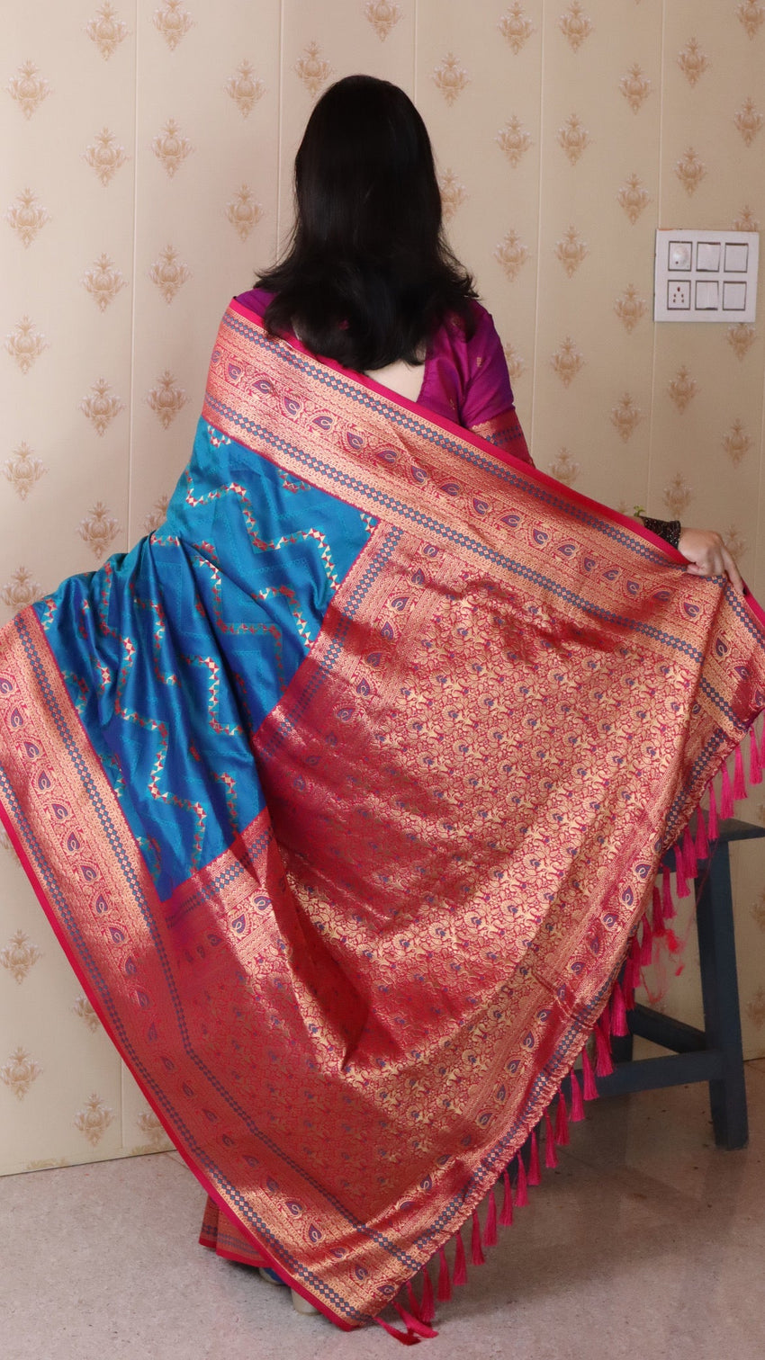 Blue soft silk banarasi zigzag meenakari zari woven saree