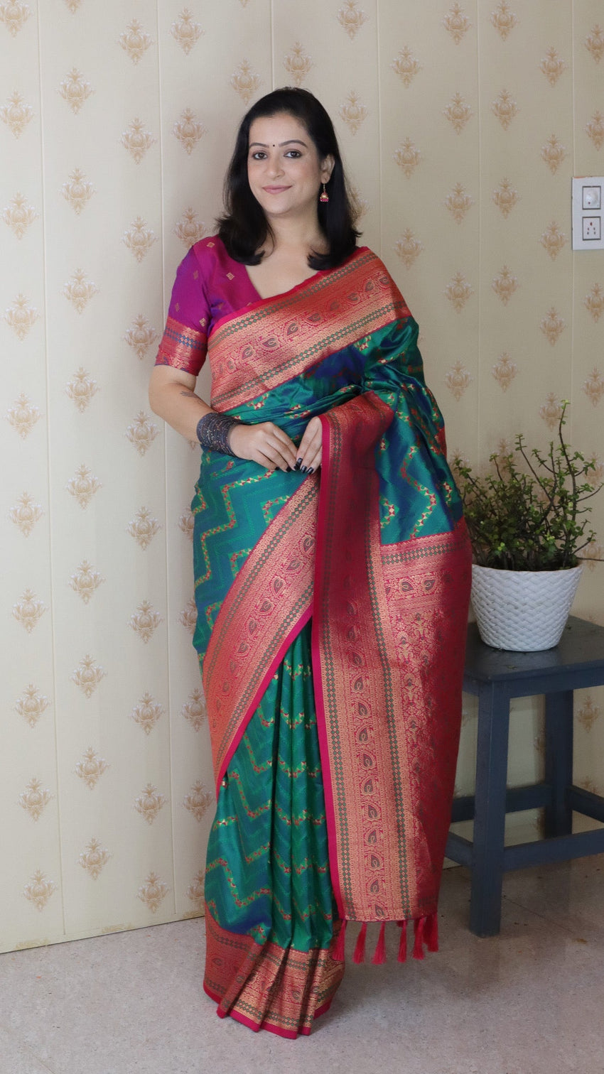 Green soft silk banarasi zigzag meenakari zari woven saree