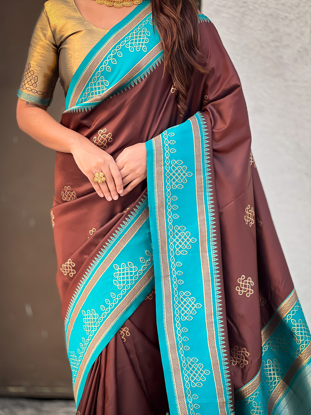 Coffee soft silk traditional zari contrast woven saree
