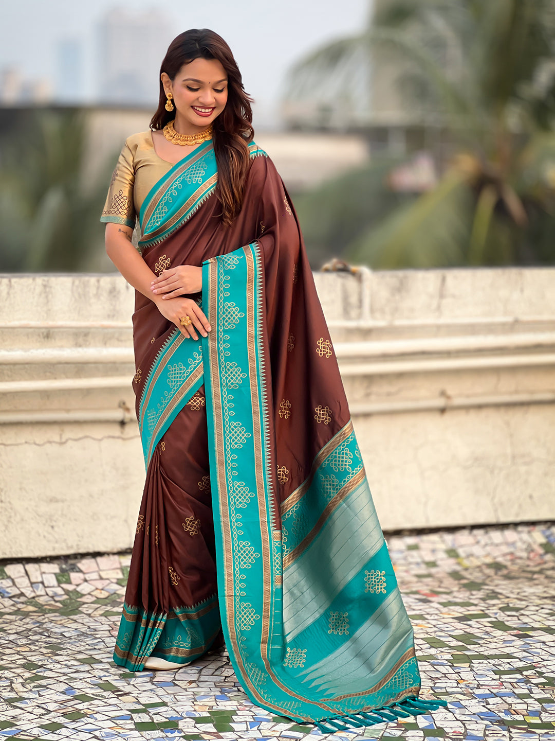 Coffee soft silk traditional zari contrast woven saree