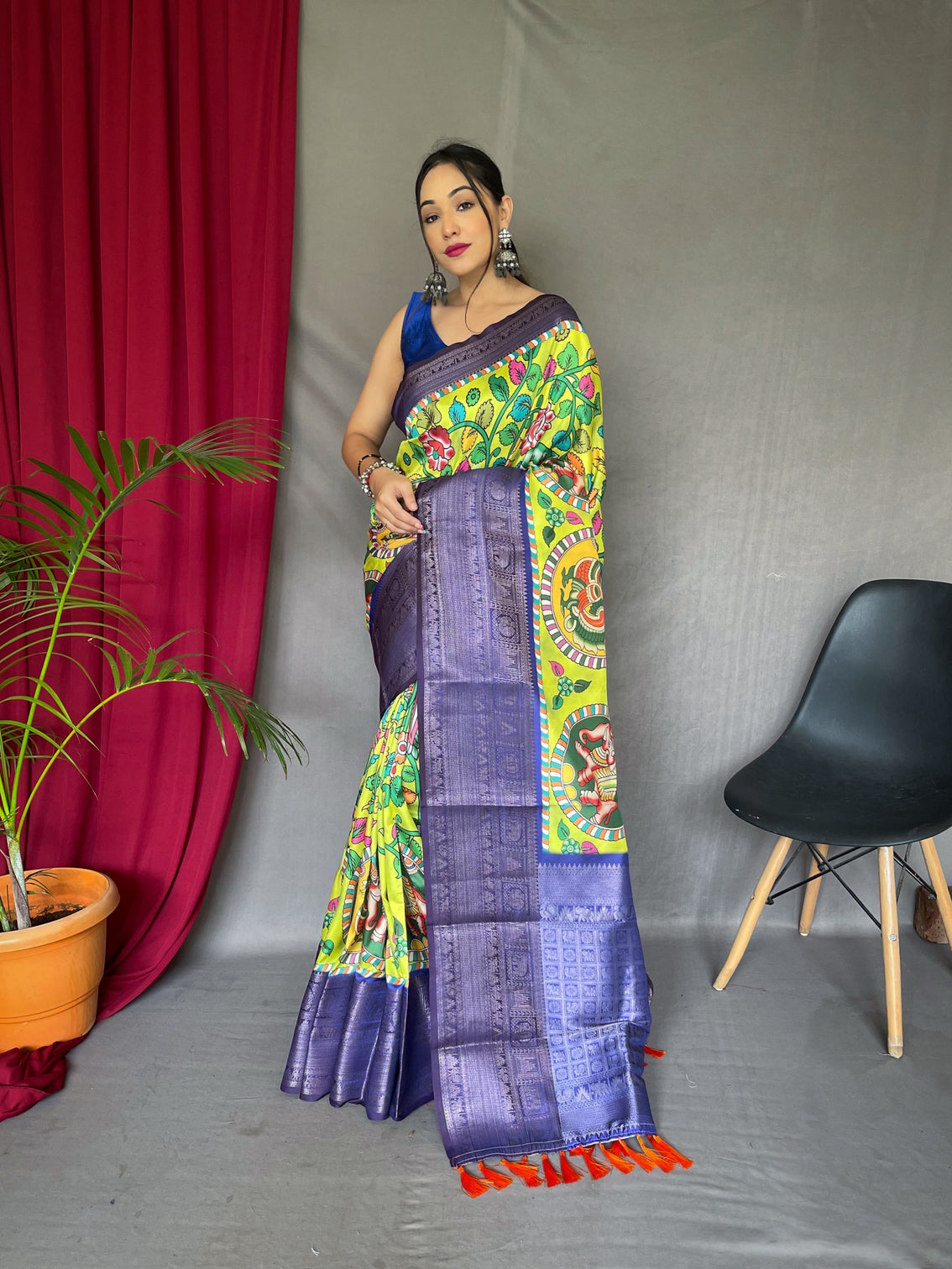 Greenish Yellow with Blue Saree in Kalamkari Print