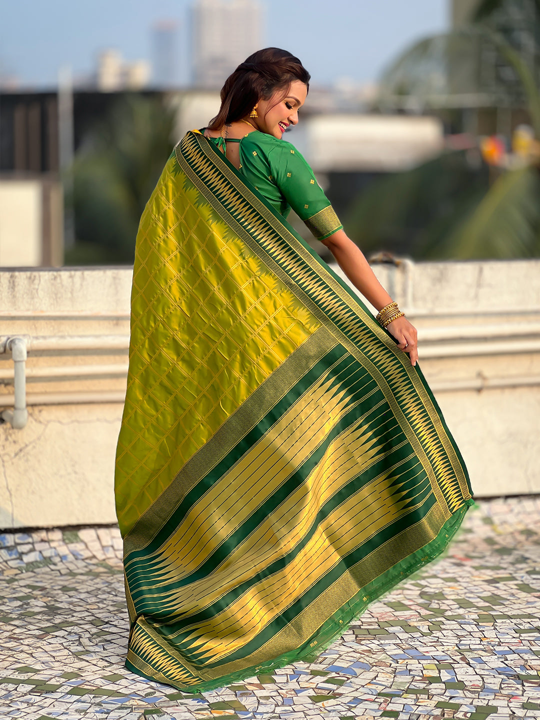 Mehendi green soft silk checks traditional zari contrast woven saree