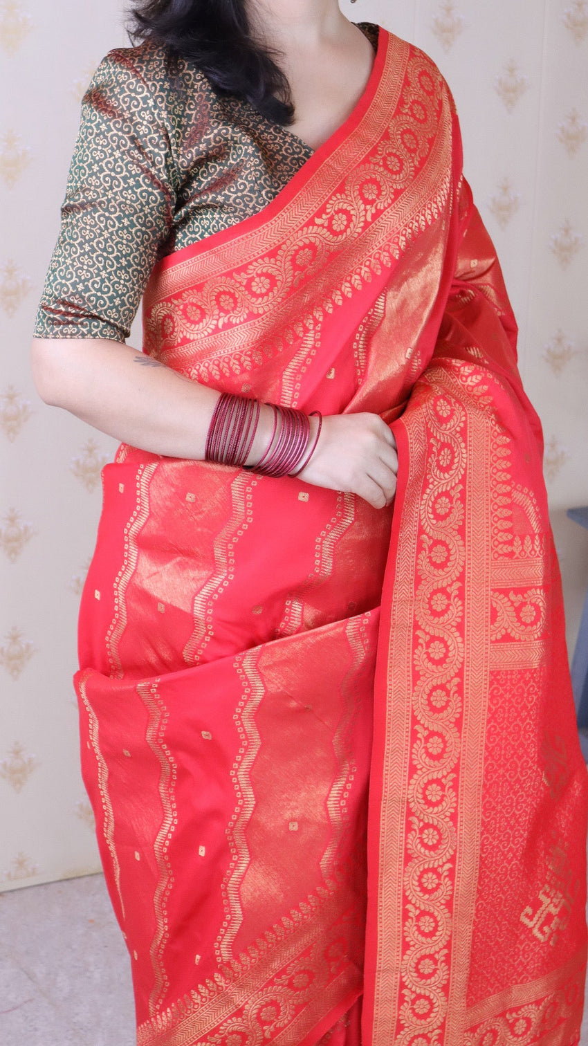 Pink soft silk bandhani leheriya zari woven saree