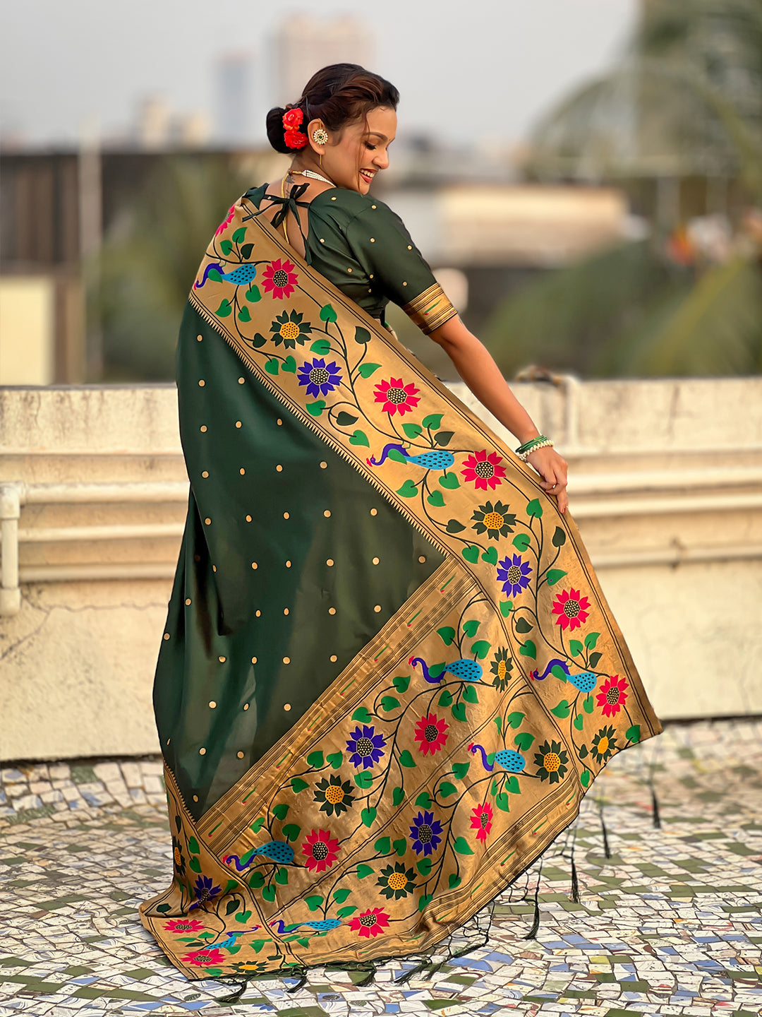 Bottle green big border paithani silk zari woven saree